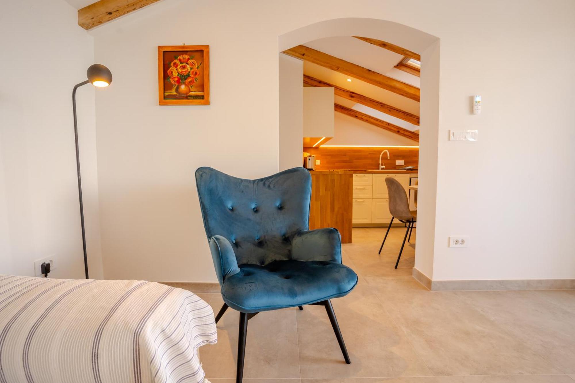 Apartment Hrabric Njivice Esterno foto